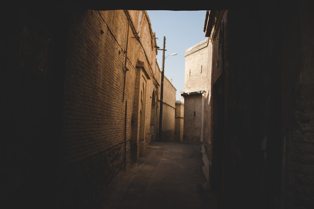 Photo Hidden alleyways