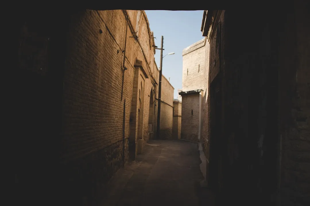 Photo Hidden alleyways