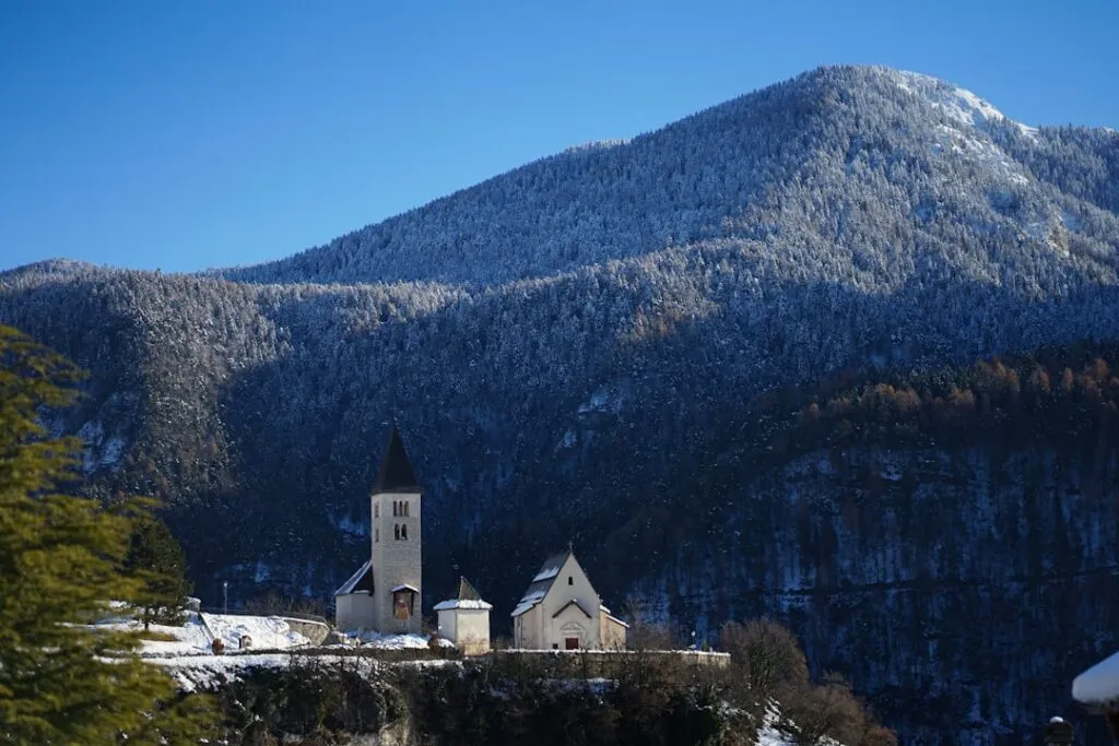 Photo Turbine Monastery