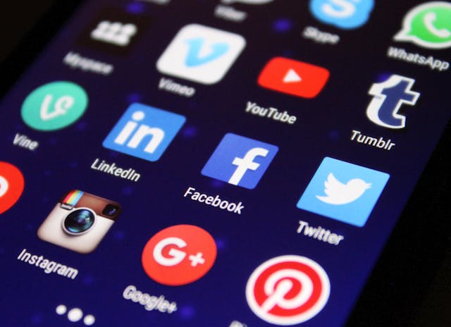 Presa digitală devine pilon central pentru informare și comunicare